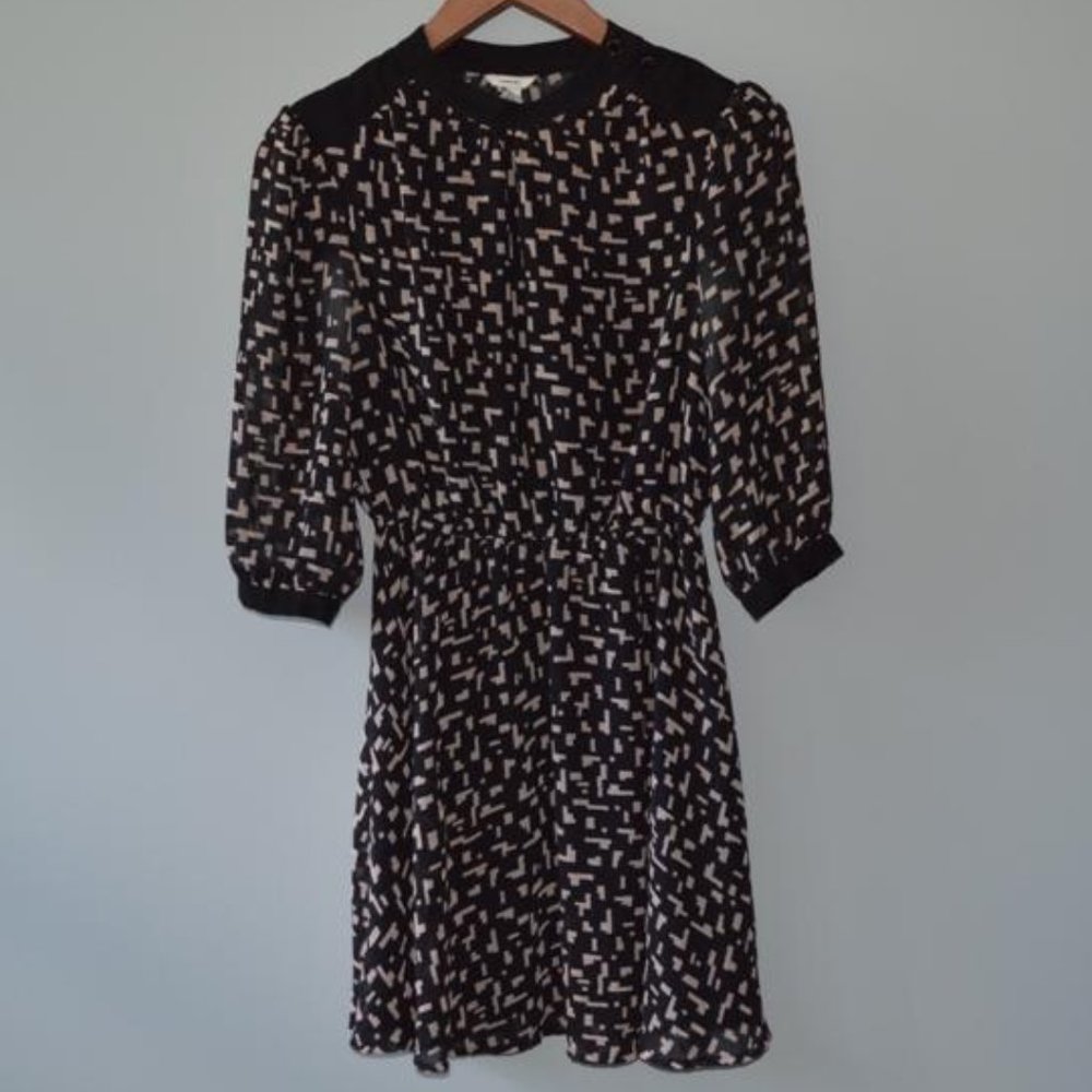I love H81 Classic Dress Size S